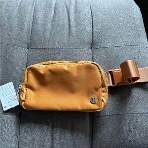 Fanny pack Lululemon new
